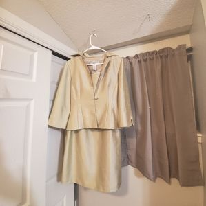 Dress suit jessica howard size 6